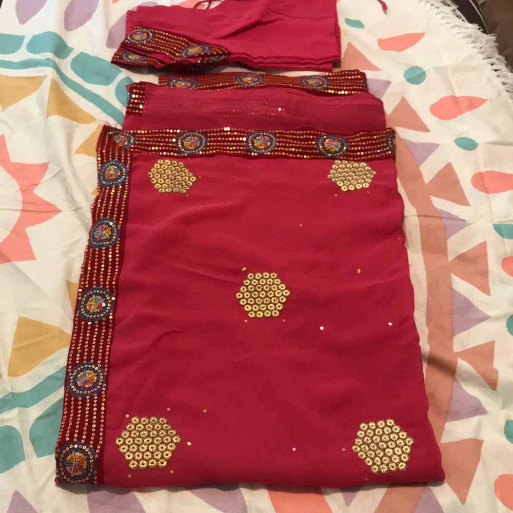 Beautiful pink and gold Saree /Sari with Blouse